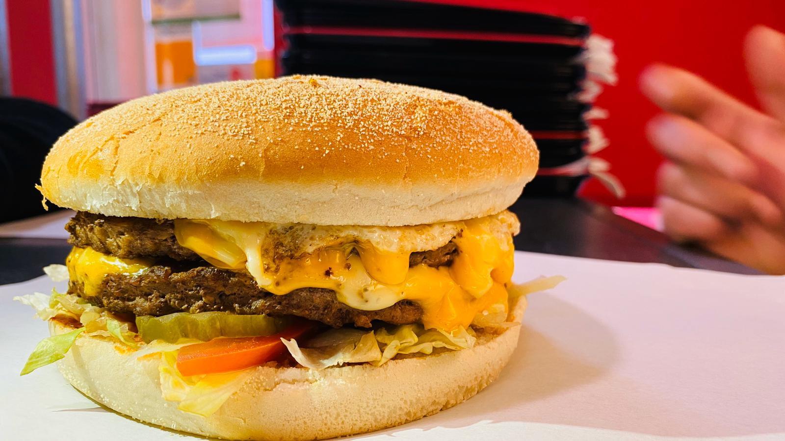 Burger double cheddar